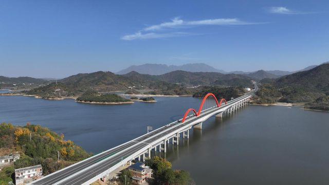 1735630540389.png 圖2 大別山高速雞商段鲇魚山水庫(kù).png